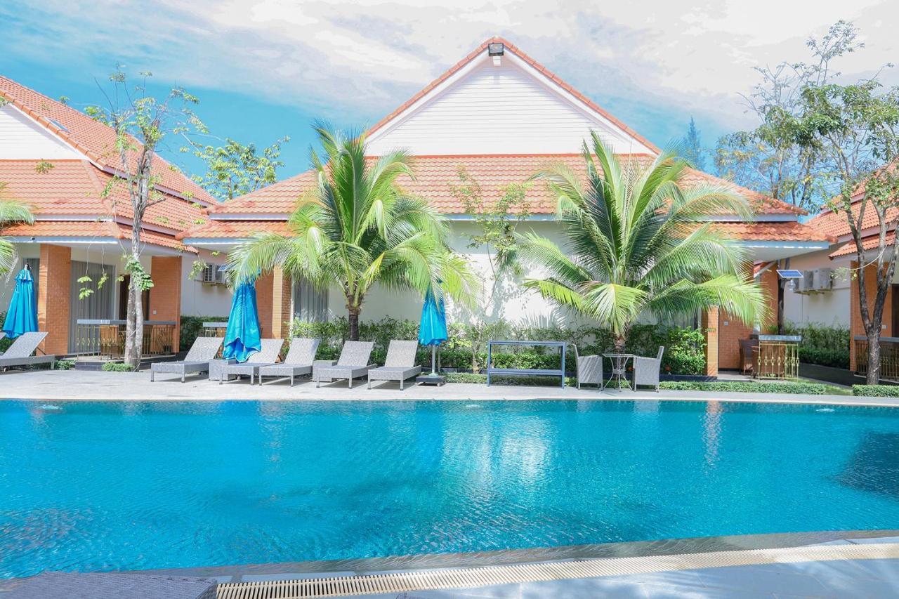 Sea Breeze Hotel & Villa Сіануквіль Екстер'єр фото