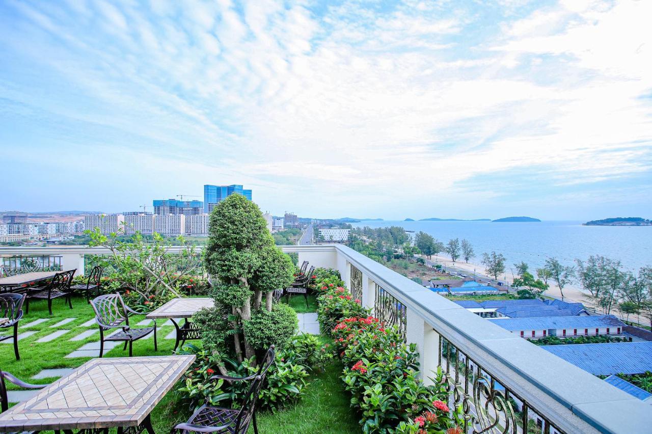 Sea Breeze Hotel & Villa Сіануквіль Екстер'єр фото