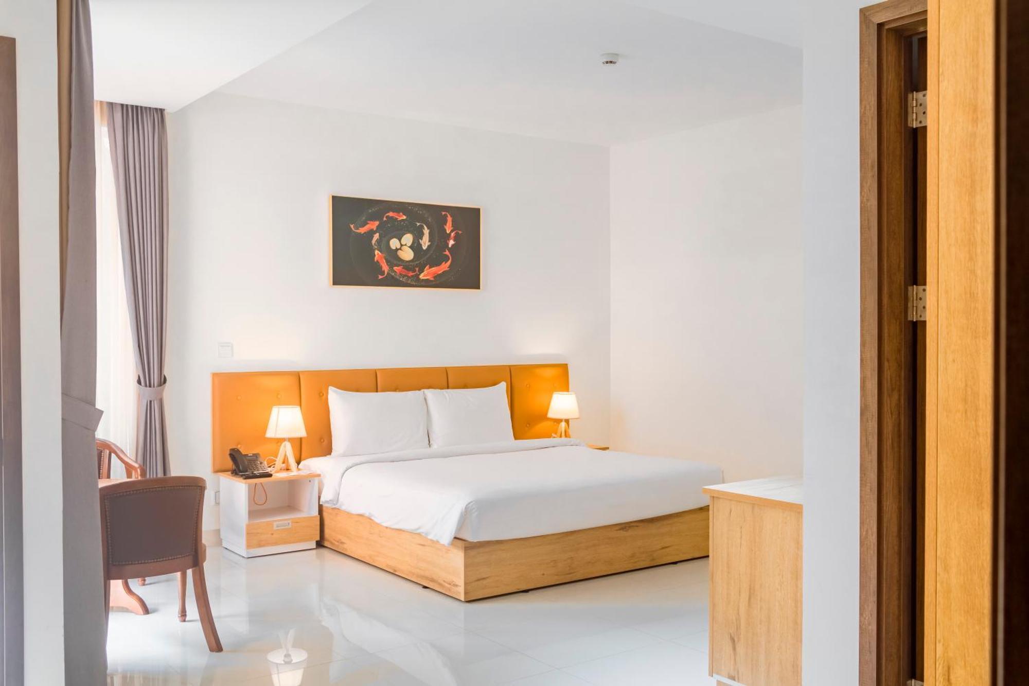 Sea Breeze Hotel & Villa Сіануквіль Екстер'єр фото
