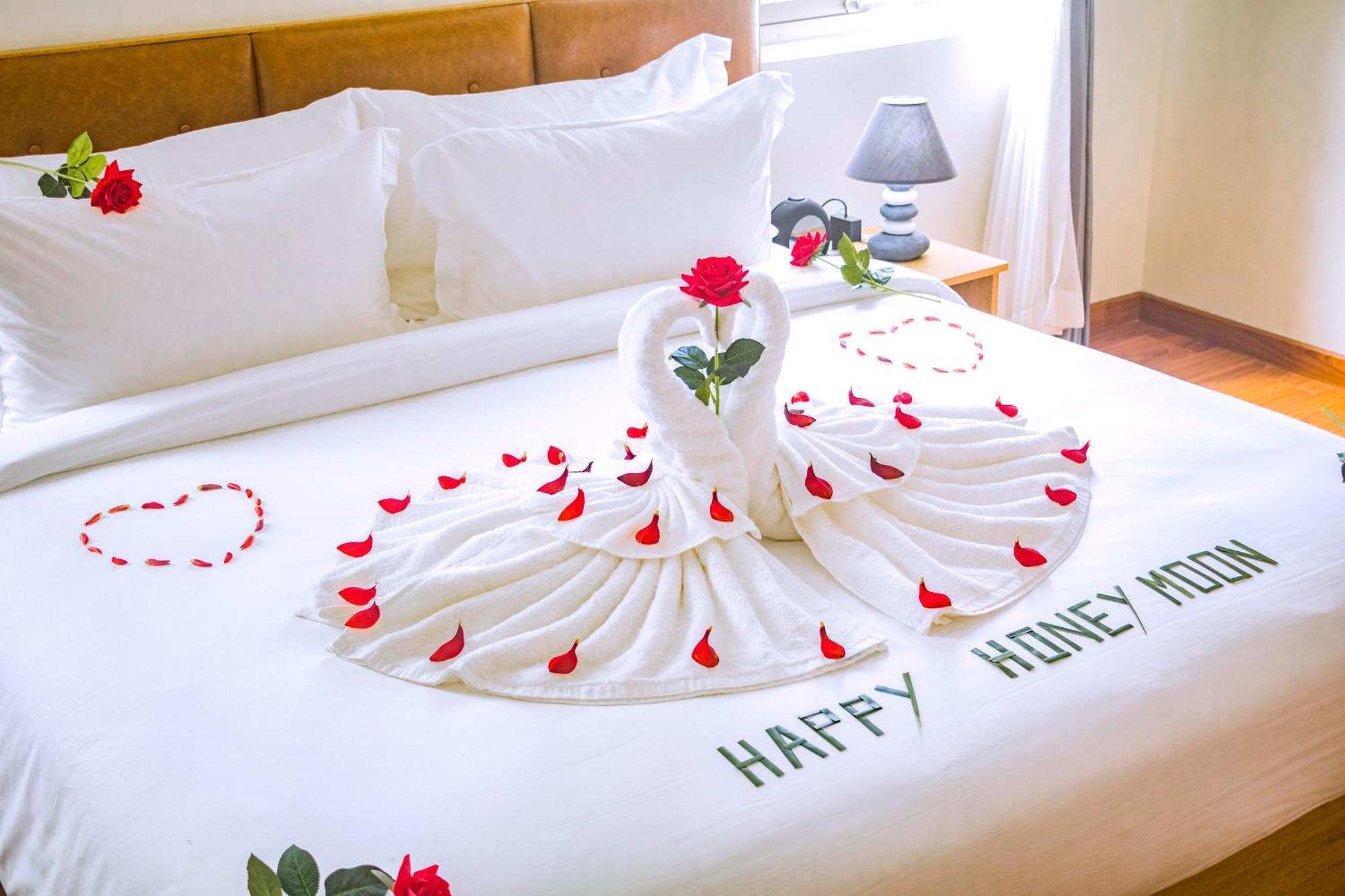 Sea Breeze Hotel & Villa Сіануквіль Екстер'єр фото
