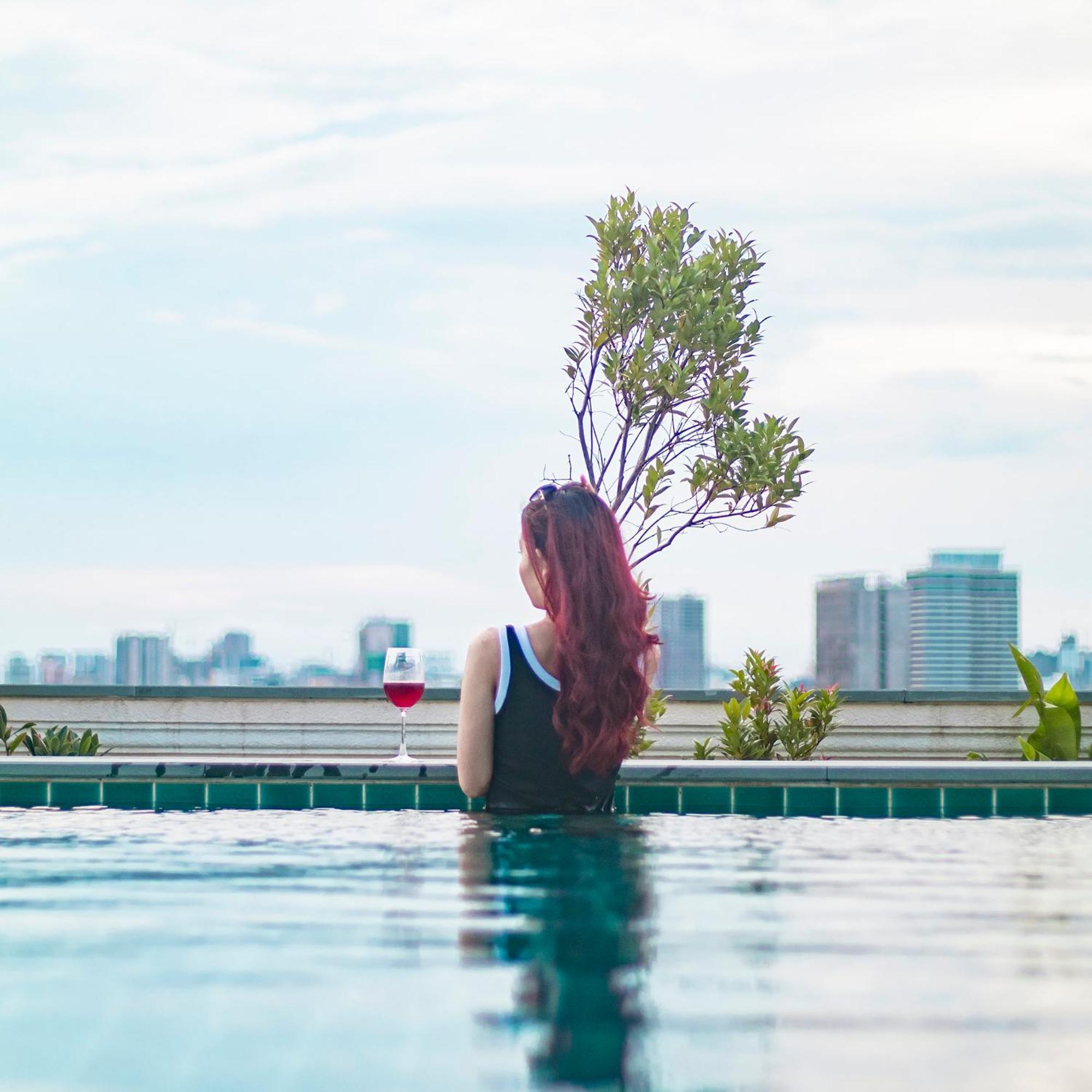 Sea Breeze Hotel & Villa Сіануквіль Екстер'єр фото
